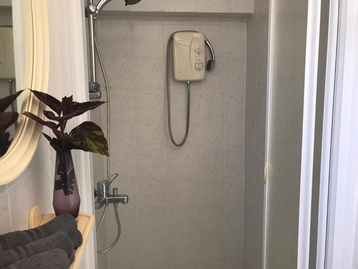 Sweet N' Boujee Studio Apartment With Varenda Paphos Ngoại thất bức ảnh